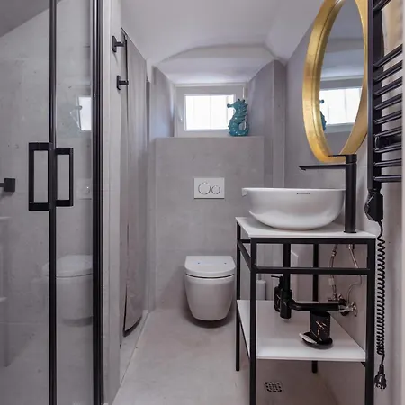 Unique Mediterranean 4 Star With Zone Apartment